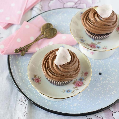 Chocolate Frosted Cupcakes Recipe Photo [2]