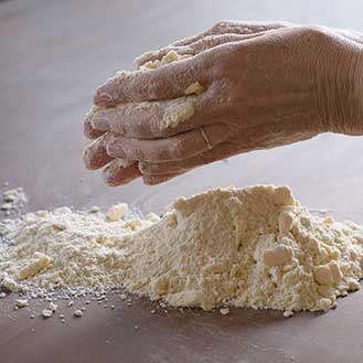 How To Make The Perfect Pie Crust How To | Gourmet Food Store