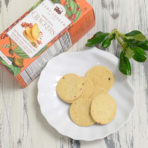 Artisan Vegan Crackers with Red Pepper, Cumin and Olive Oil Photo [1]