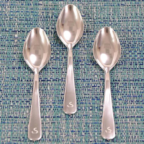 Solia Silver Plastic Spoons | Gourmet Food Store
