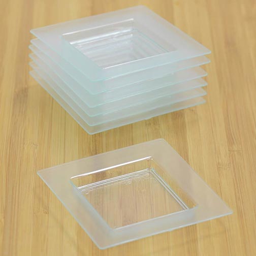 Square Transparent Plate Photo [1]