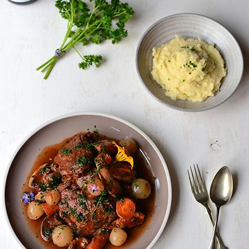 Cooking With Wine: A Delicious Coq Au Vin Recipe Photo [1]