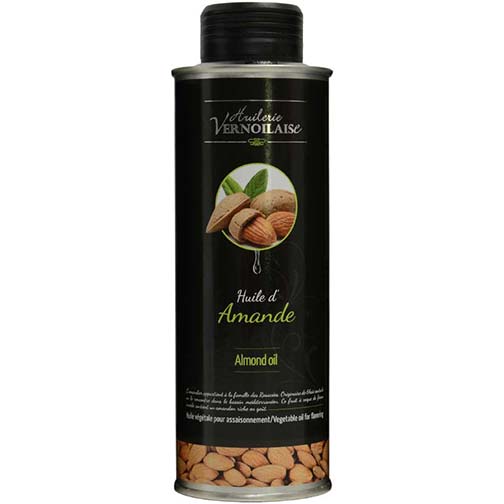 Almond Oil Photo [1]
